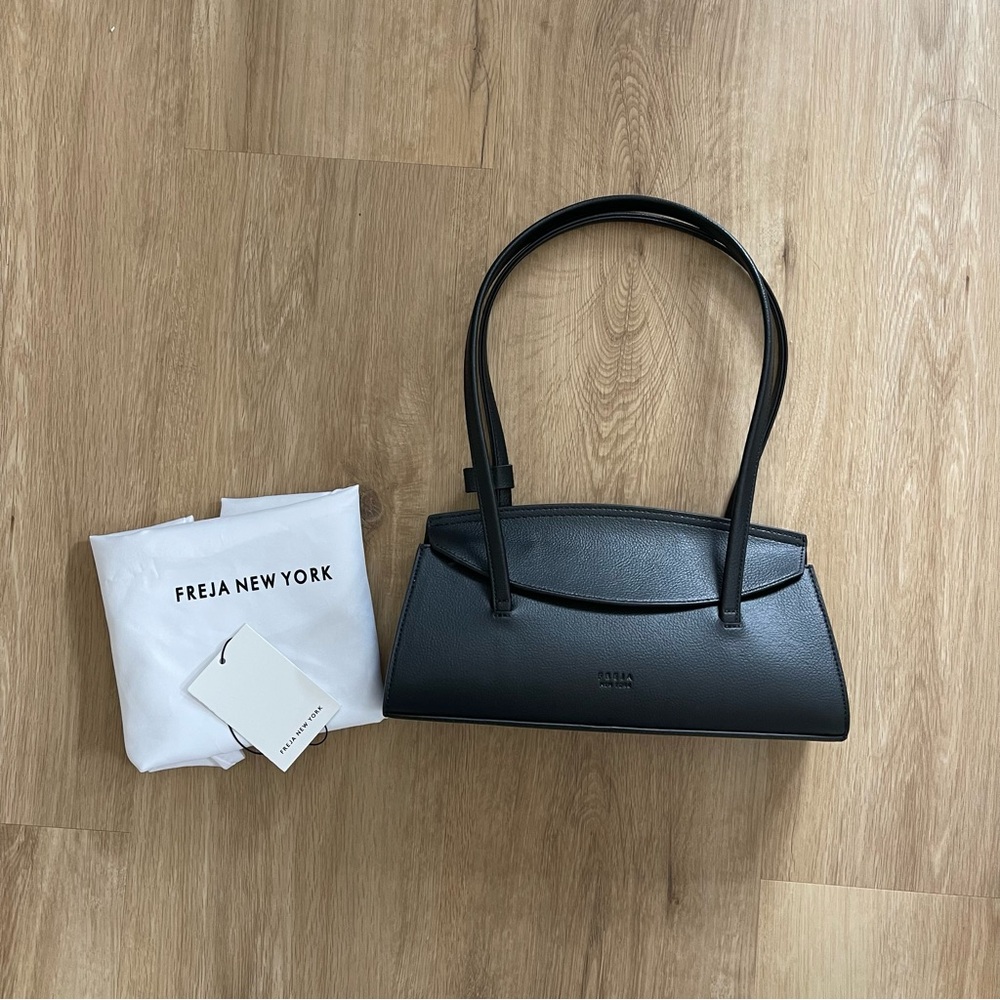 Freja Caroline Bag in Black